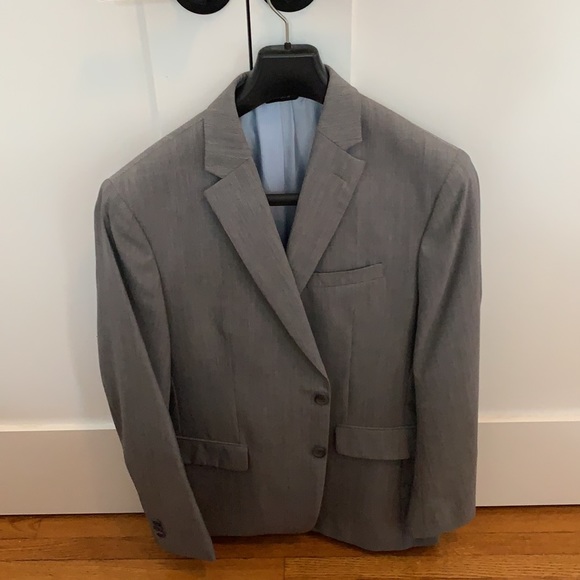 Banana Republic grey checked suit - Picture 3 of 8